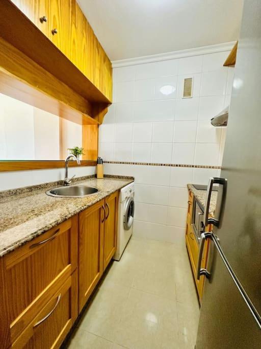 Apartamento A Pie De Playa. Cádiz Exterior foto